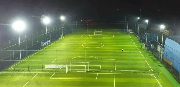 サッカー場用LED投光器