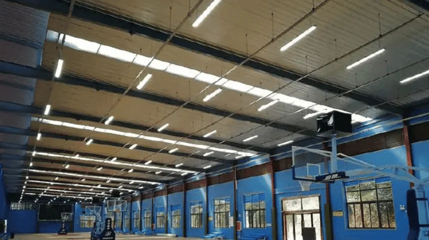 屋外環境向けLEDベースライト器具